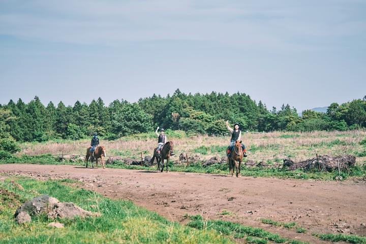 05_10 성읍랜드 한얼 촬영 963.jpg c68fbda8cab232ac74c72ed5c43ca894.jpg